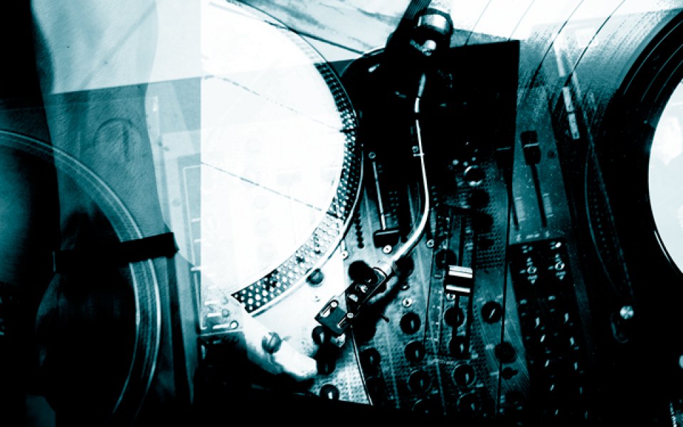 DJ - Platine à Cagnes-sur-Mer